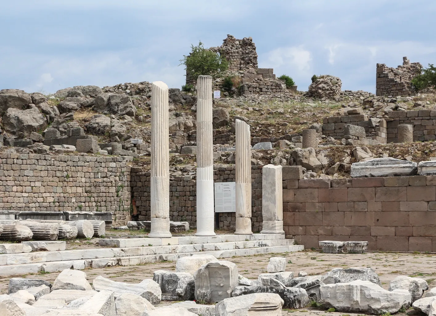 Pergamon 1